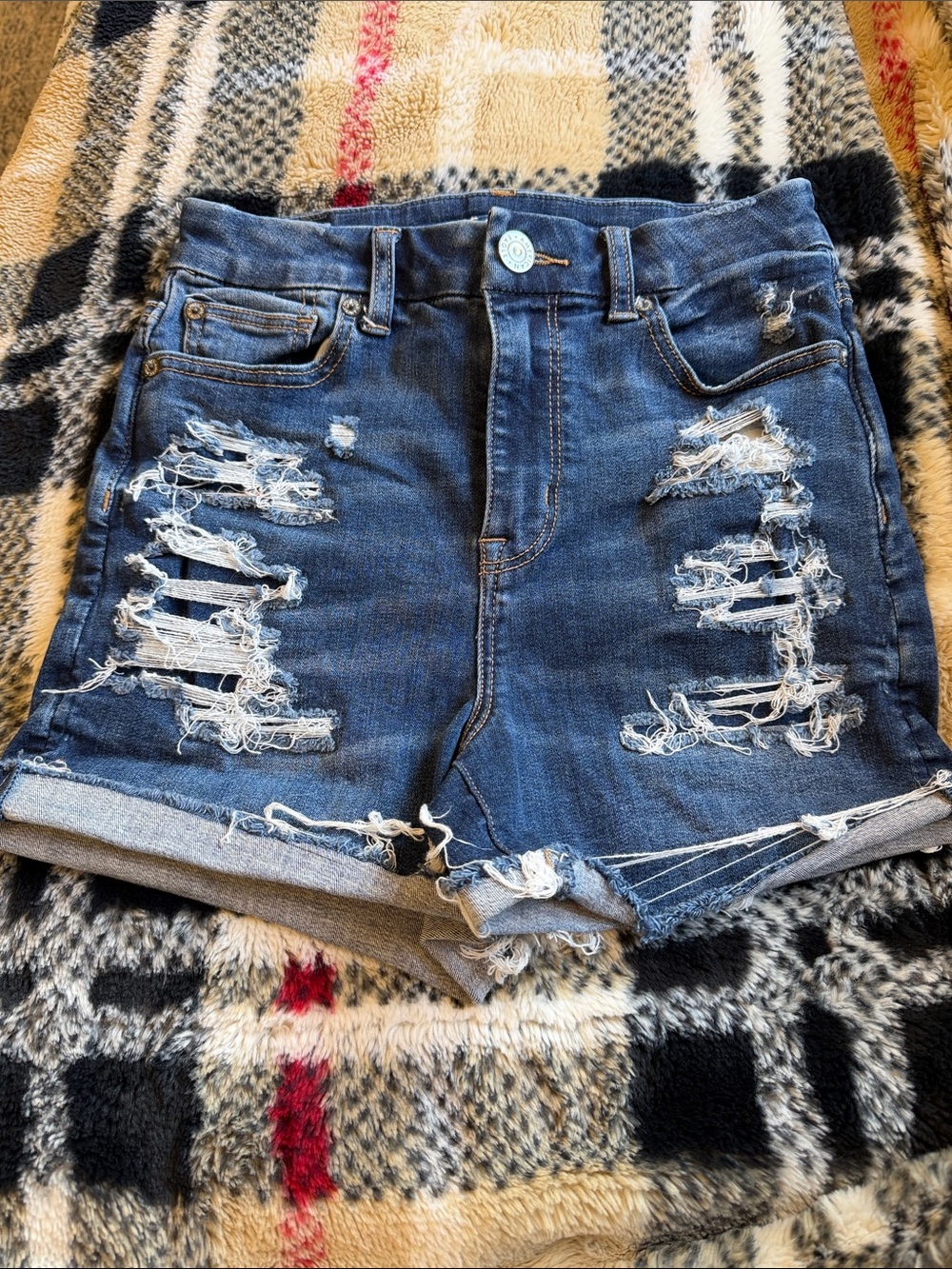 Curvy Hi-Rise American Eagle Size 2 Distressed Dark Blue Denim Jean Shorts